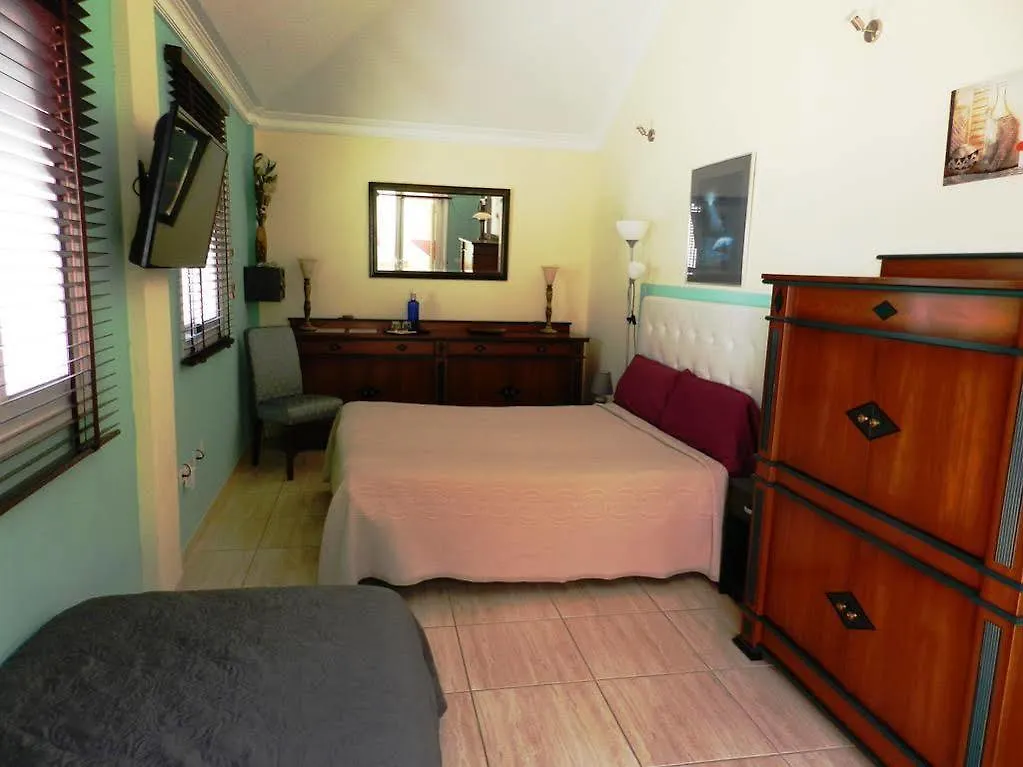 Frühstückspension Bed and Breakfast Felix Casanova Armenime